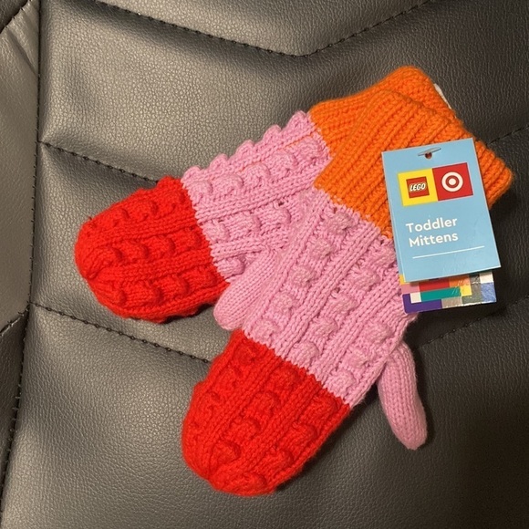 NWT LEGO® Collection x Target Toddler Knit Mittens - Picture 4 of 4